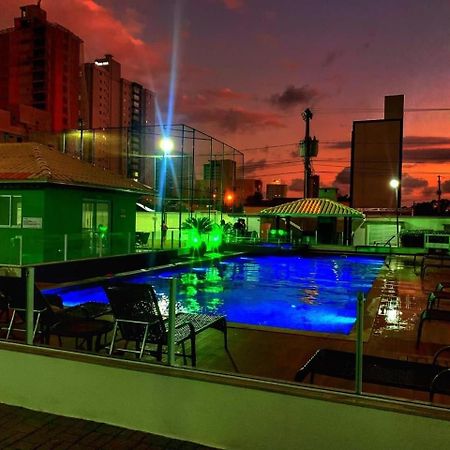 Liara Picarras: Praia, Beto Carrero E Muito Mais 외부 사진